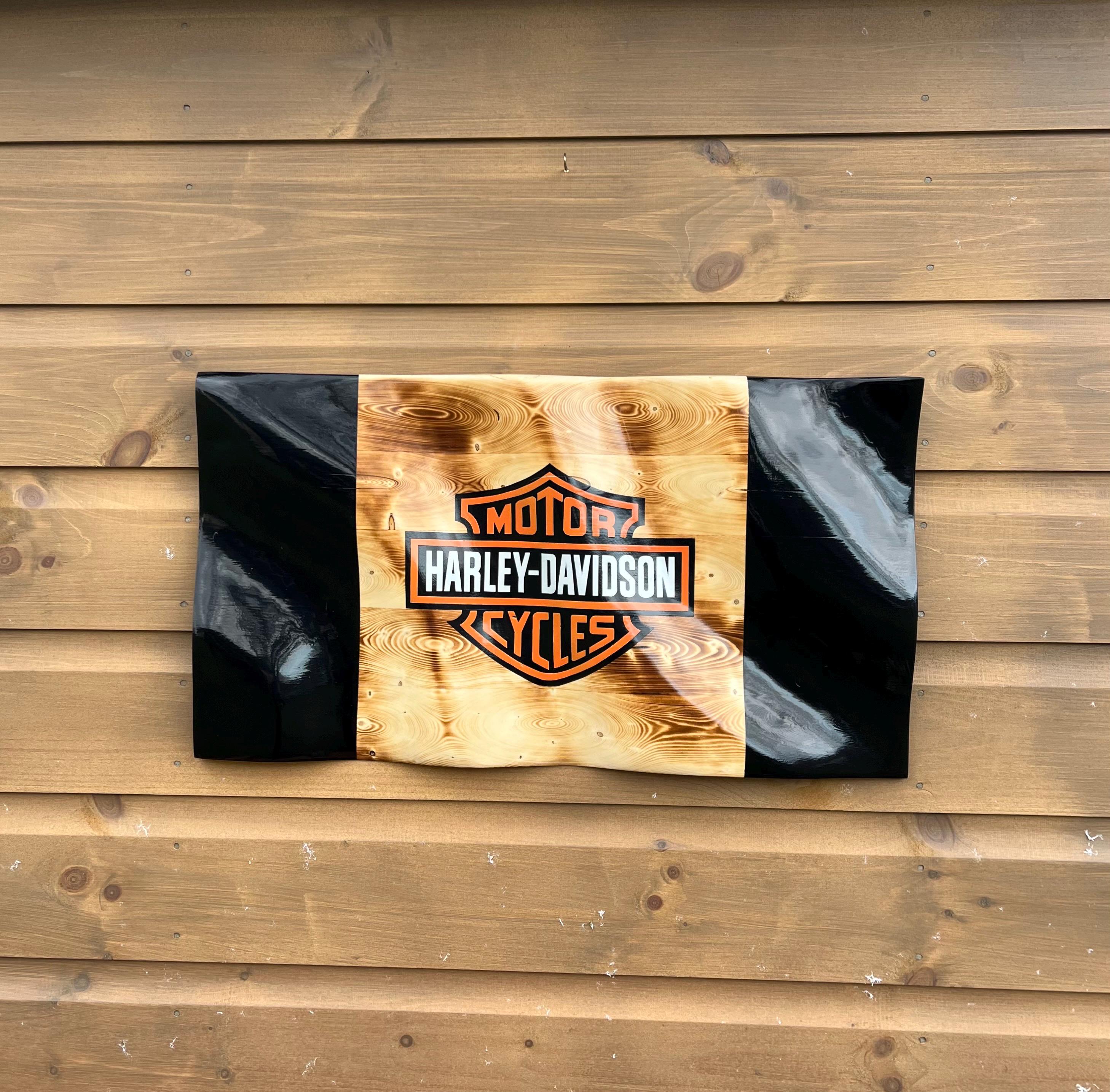 Wavy Harley Davidson Flag (solid wood)