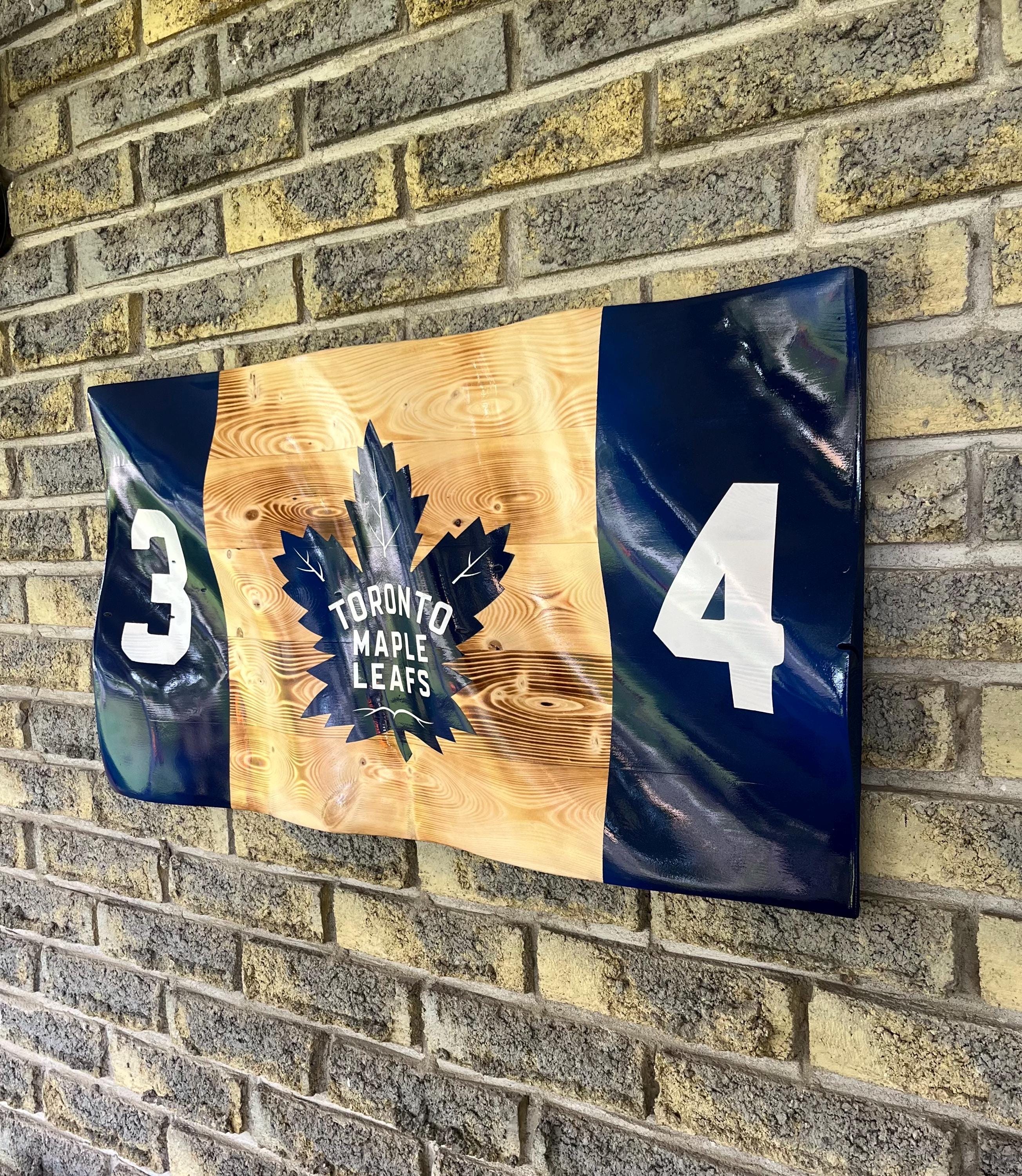 Wavy Toronto Maple Leaf: Austin Matthews Edition Flag (solid wood) Blue/white/wood