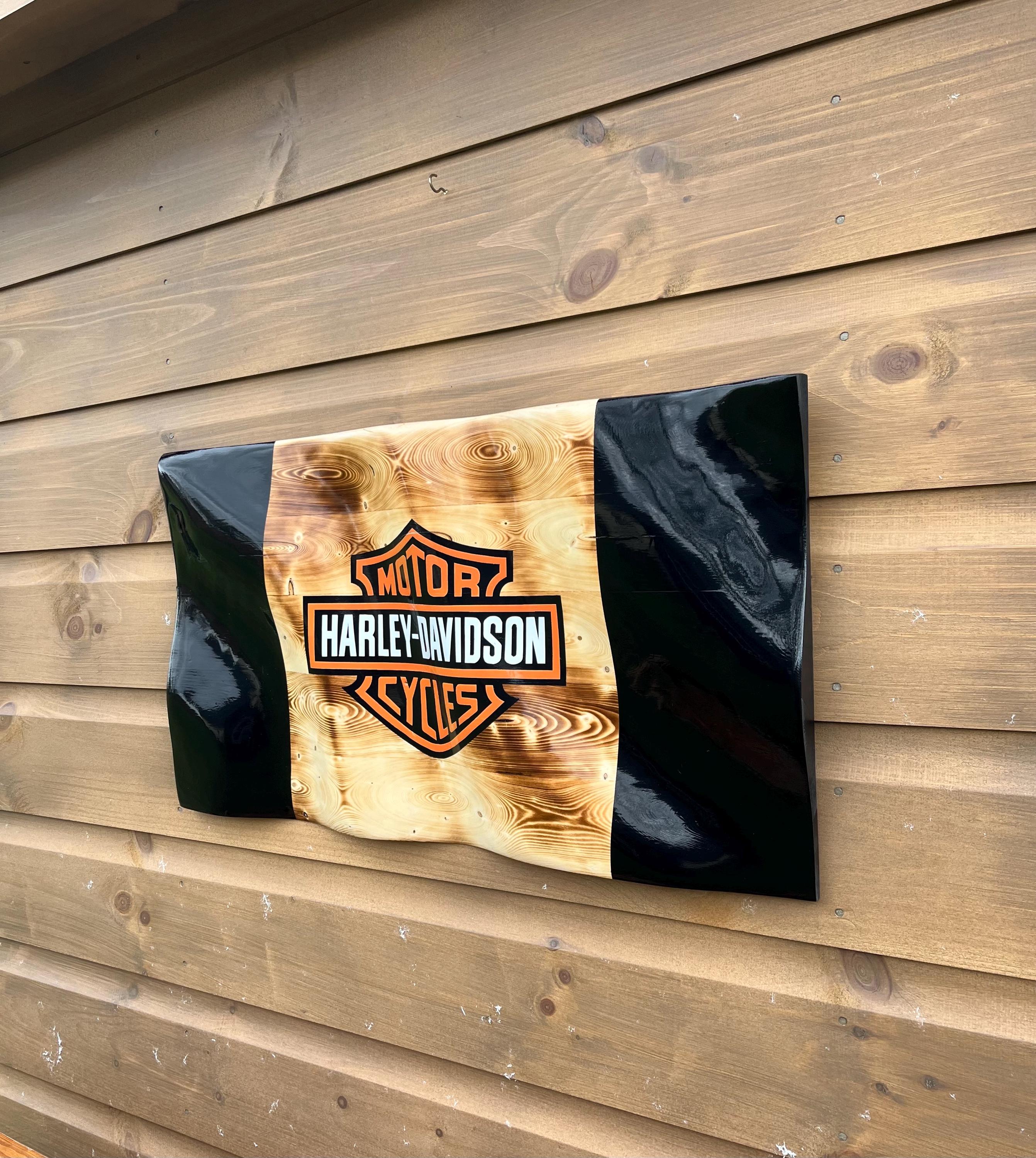 Wavy Harley Davidson Flag (solid wood)