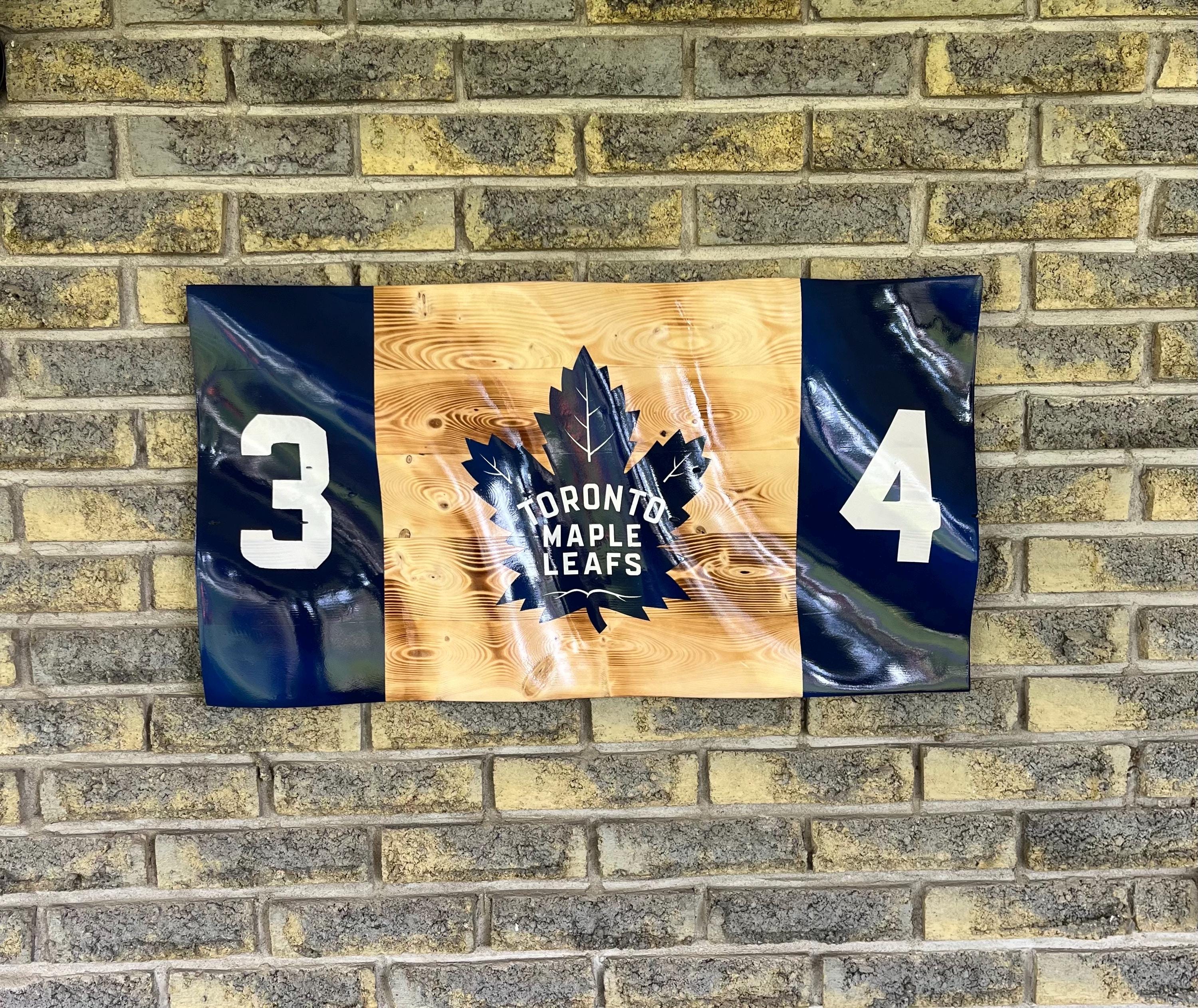 Wavy Toronto Maple Leaf: Austin Matthews Edition Flag (solid wood) Blue/white/wood